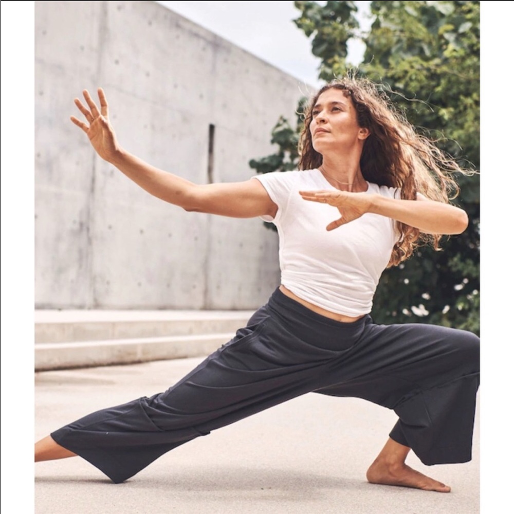 Athleta free flow wide leg pants small